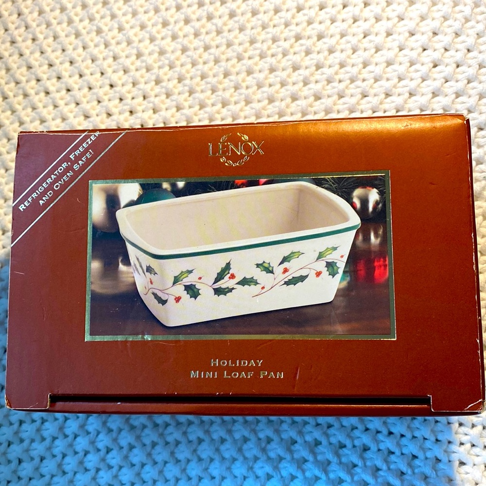 Lenox Holiday Mini Loaf Pan